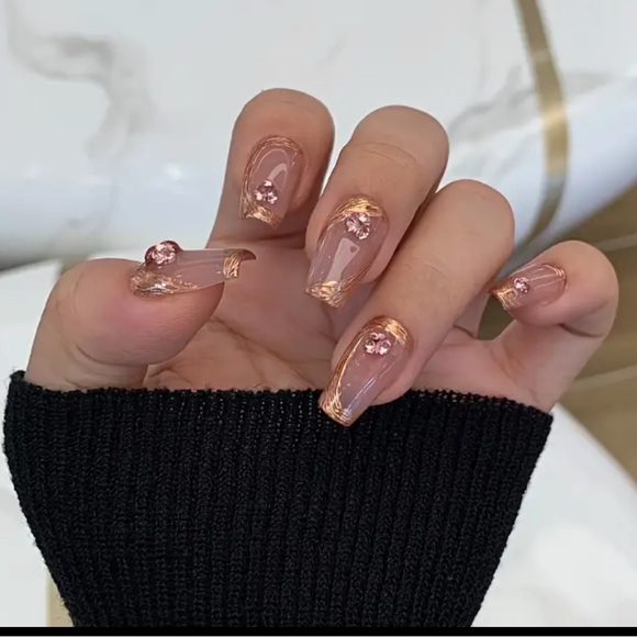 Elegant Pink Diamond & Gold Press On Nail Art reusable medium 10 pc NWT - Picture 3 of 8